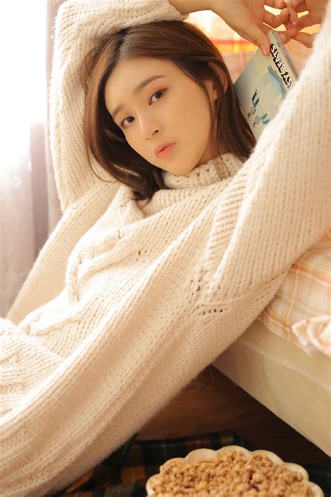 巴黎奥运花游双金“姐妹花”在香港逐梦“花样年华”